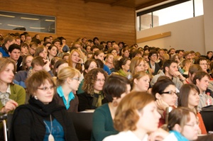 Doppeljahrgang 2012: Weiteres Ausbauprogramm der Studienanfängerplätze
