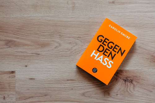 Erfolgreich mit „Gegen den Hass“